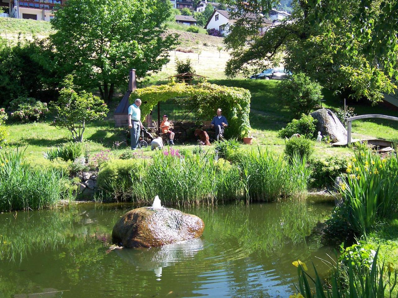 Schnurrenhof * Seebach